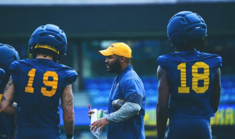 WVU’s big athletic freshman CB Vincent Smith is already gaining excitement